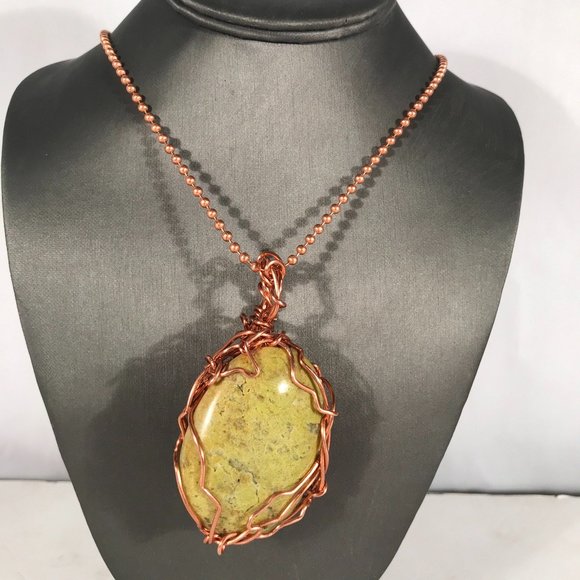 Conceptual Subculture Copper Wire Wrapped Necklace with Yellow Stone - Picture 5 of 6
